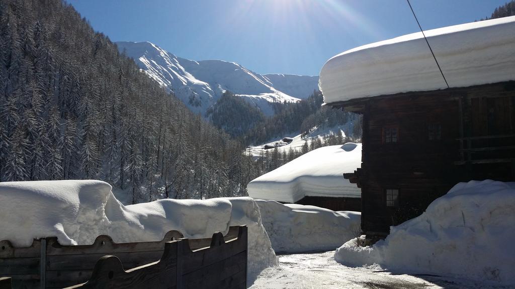 Alfenalm - Ferienwohnungen am Berg - Giatla Haus Innervillgraten Exterior foto